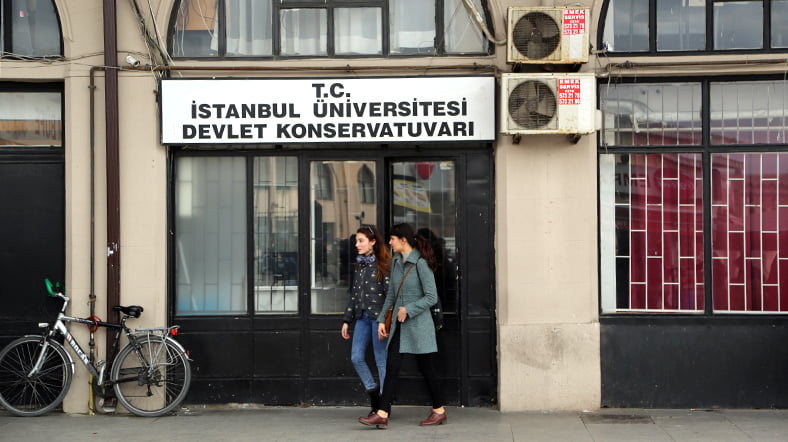 İstanbul Üniversitesi Devlet Konservatuarı, Osmanlı'dan günümüze gelen iki sanat kurumundan biri. [Fotoğraf: Hüseyin Narin/Al Jazeera Türk