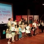 Nar Sanat öğrencisi uluslarası genç yetenekler müzik yarışmasında ödül aldı.